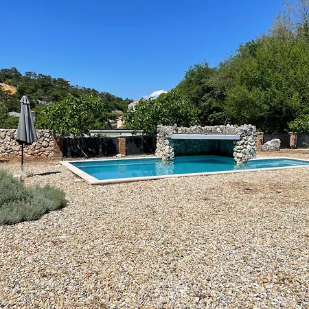 Vakantiehuis Viletta With Pool, Waterfall, Privacy, Large Garden - By Traveler Tourist Agency Krk - Id 2212