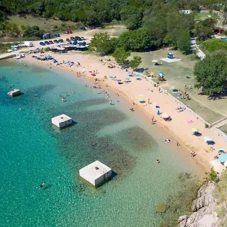 Dom wakacyjny Viletta With Pool, Waterfall, Privacy, Large Garden - By Traveler Tourist Agency Krk - Id 2212 Vrbnik (Primorje-Gorski Kotar)